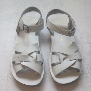 Saltwater Sun-San White Leather Sandals with Buckle